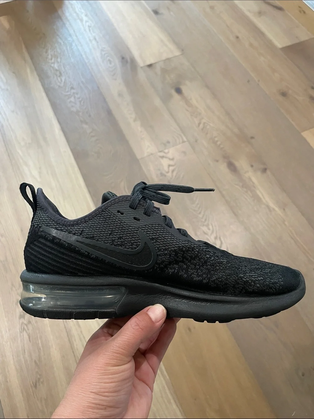 Nike Air Max Sequent 4 Anthracite Women’s Size 7.5